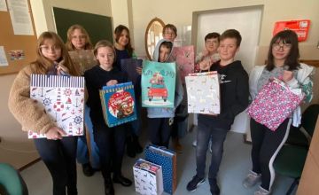 Akcja świąteczna Koła Towarzystwa Przyjaciół Dzieci przy SP2